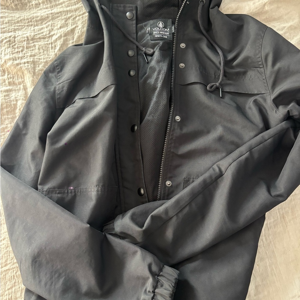 Volcom Women's Black Raincoat